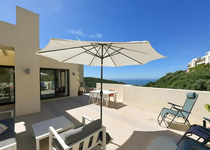 Marbella Luxury Penthouse: Indoor Pool And Private Terrasse
