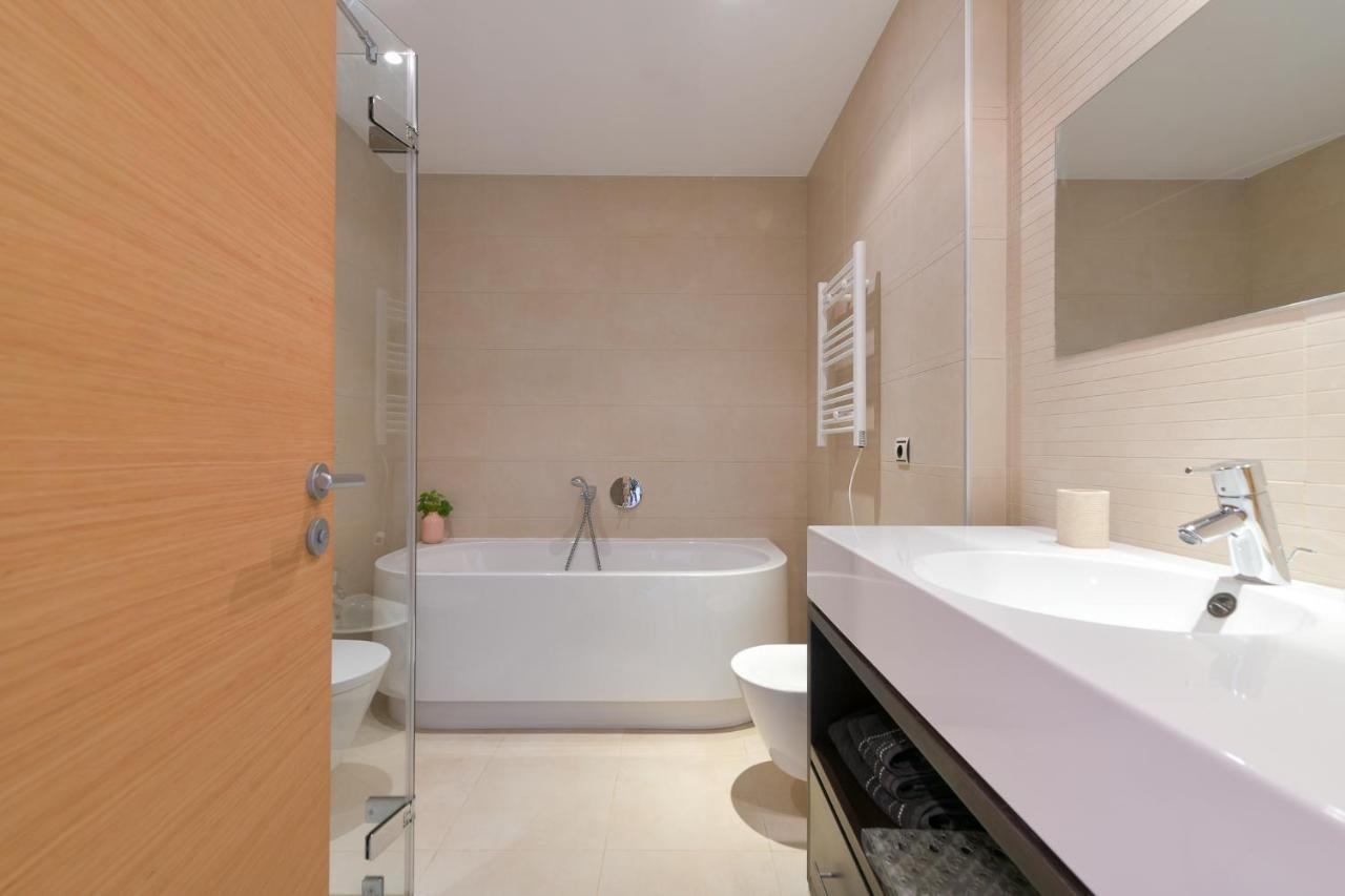 Luxury Penthouse: Indoor Pool And Private Terrasse * Marbella