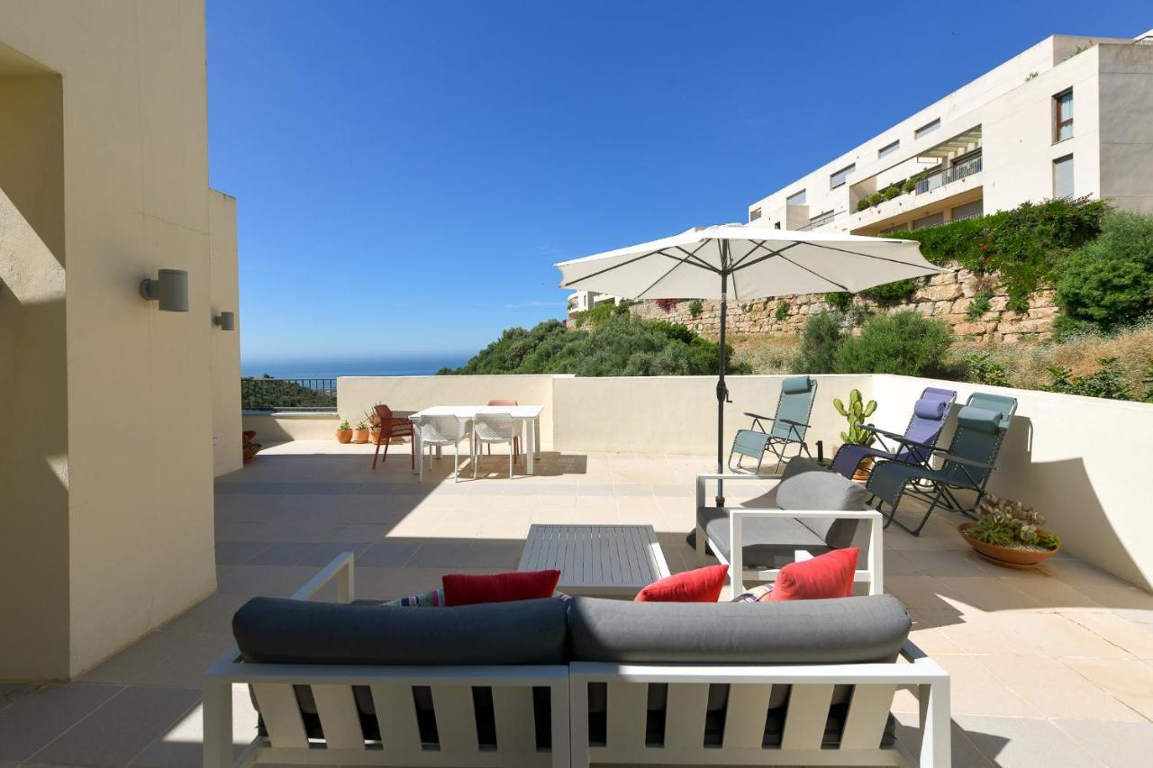 Luxury Penthouse: Indoor Pool And Private Terrasse *